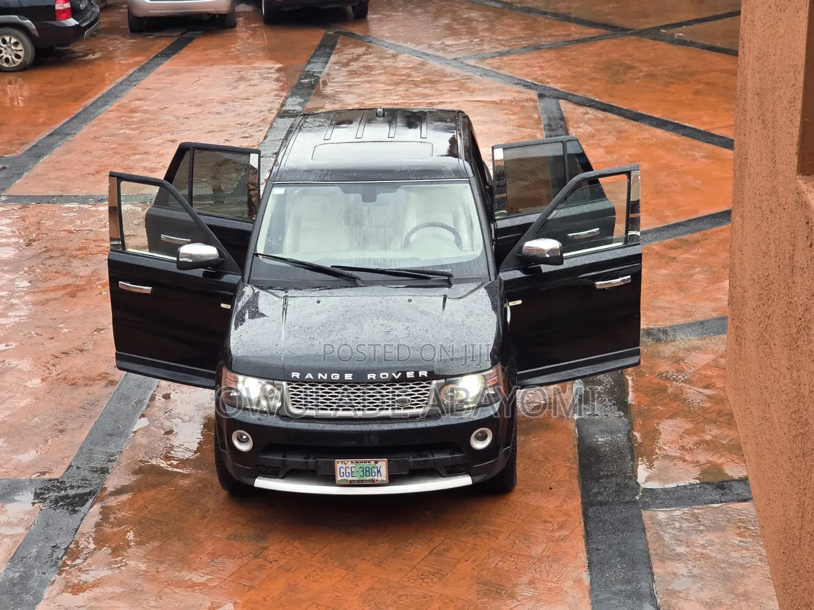 Land Rover Range Rover Sport 2012 Black