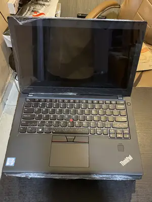 Laptop Lenovo ThinkPad X270 8GB Intel Core i5 SSD 128GB