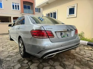 Mercedes-Benz E200 2014 Silver