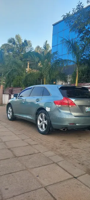 Toyota Venza 2011 Green