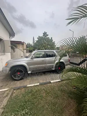 Toyota 4-Runner 2002 Silver