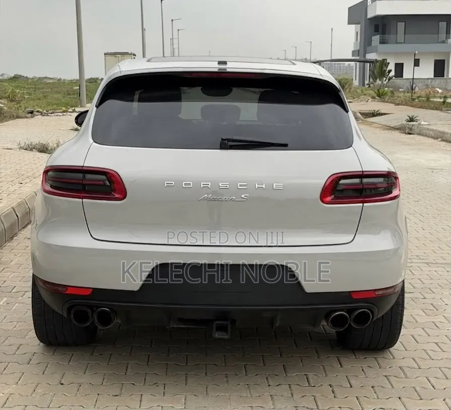 Porsche Macan 2016 Gray