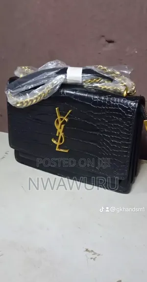 All Kinds of Lady's Handbags