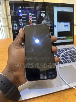 Apple iPhone 11 64 GB Purple