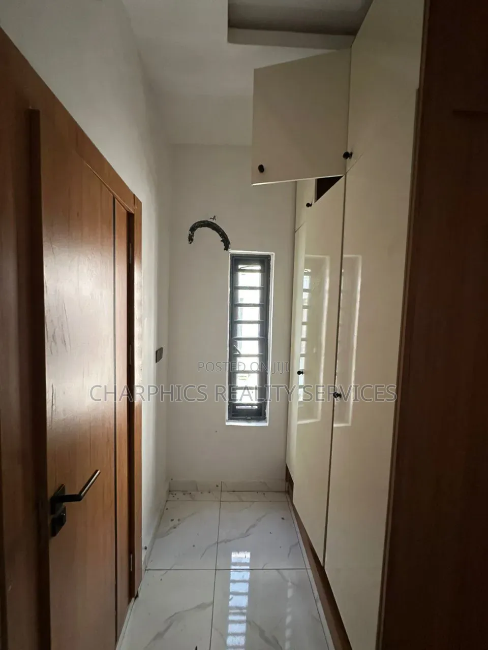 4bdrm Duplex in Ologolo for rent