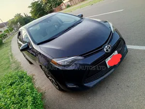 Toyota Corolla 2017 Black