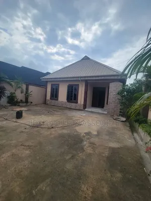 3bdrm Bungalow in Ayobo for rent