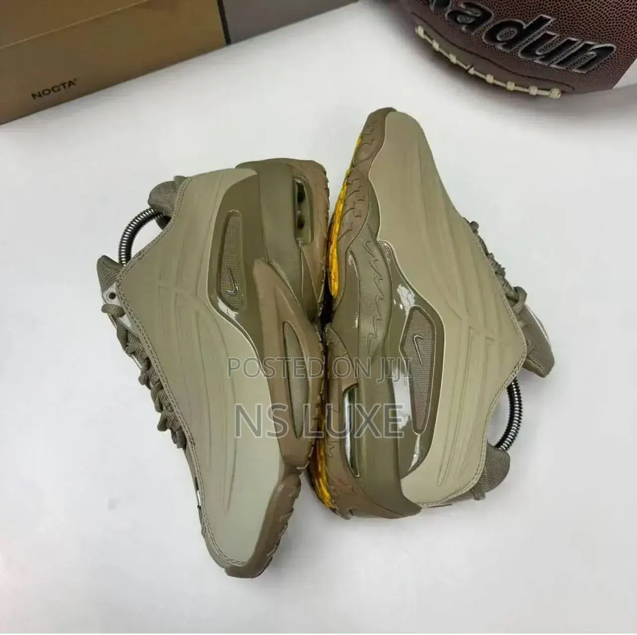 Unisex Sneakers