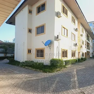 3bdrm Block of Flats in Lekki Phase 1 for rent