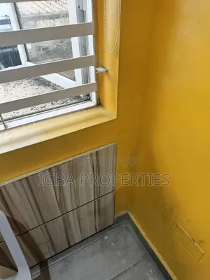 3bdrm Block of Flats in Lekki Phase 1 for rent