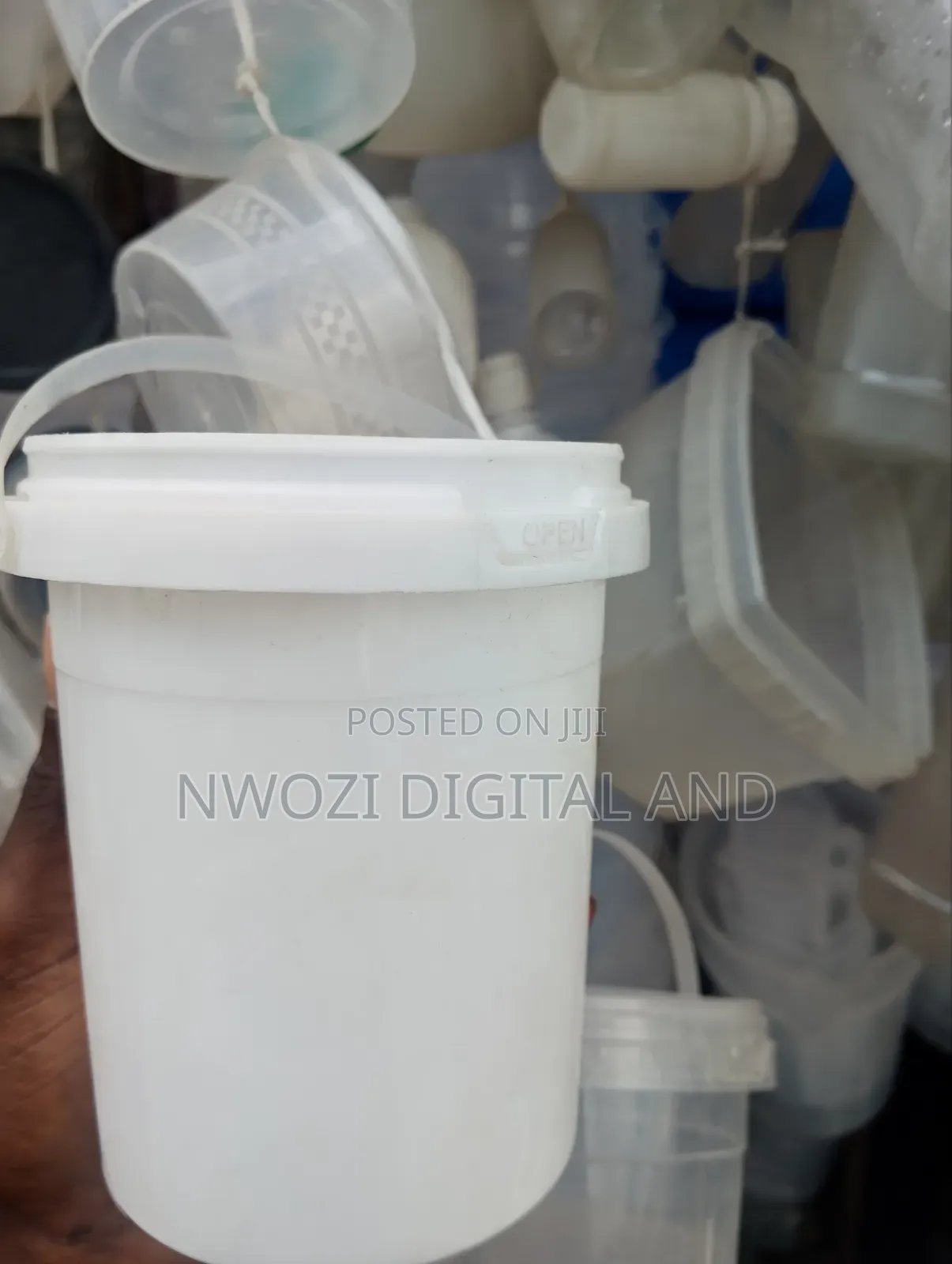 1kg Bucket White