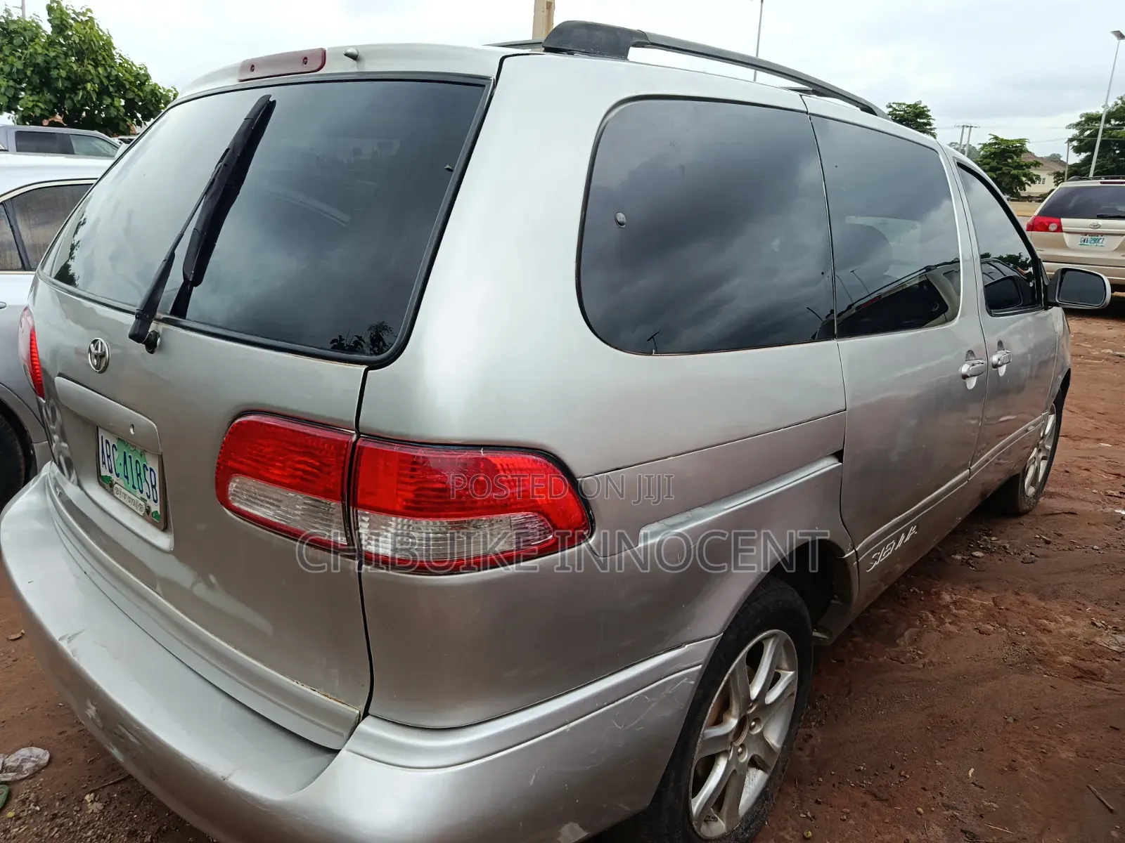 Toyota Sienna 2002 Silver