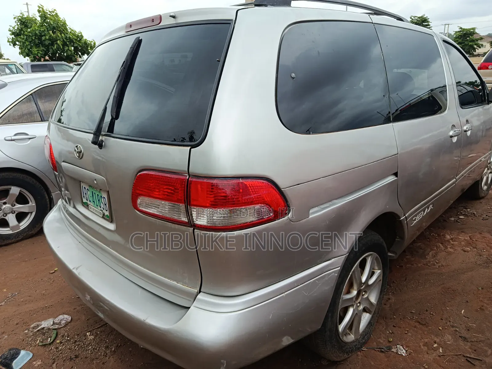 Toyota Sienna 2002 Silver