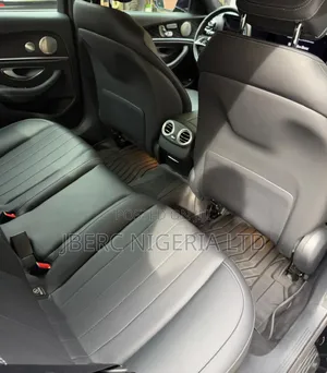 Mercedes-Benz E350 2022 Black
