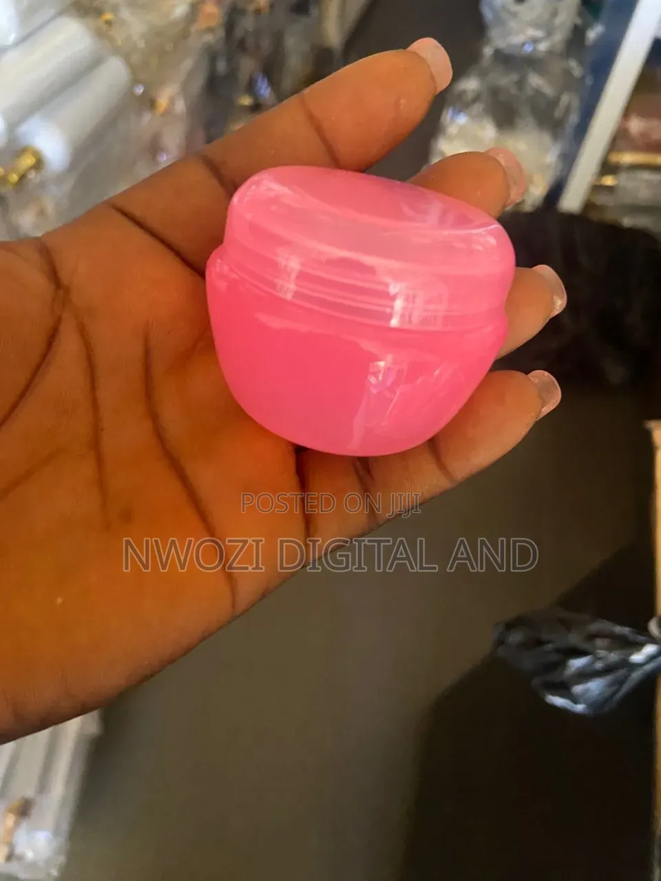 Face Cream Egg Shape Container