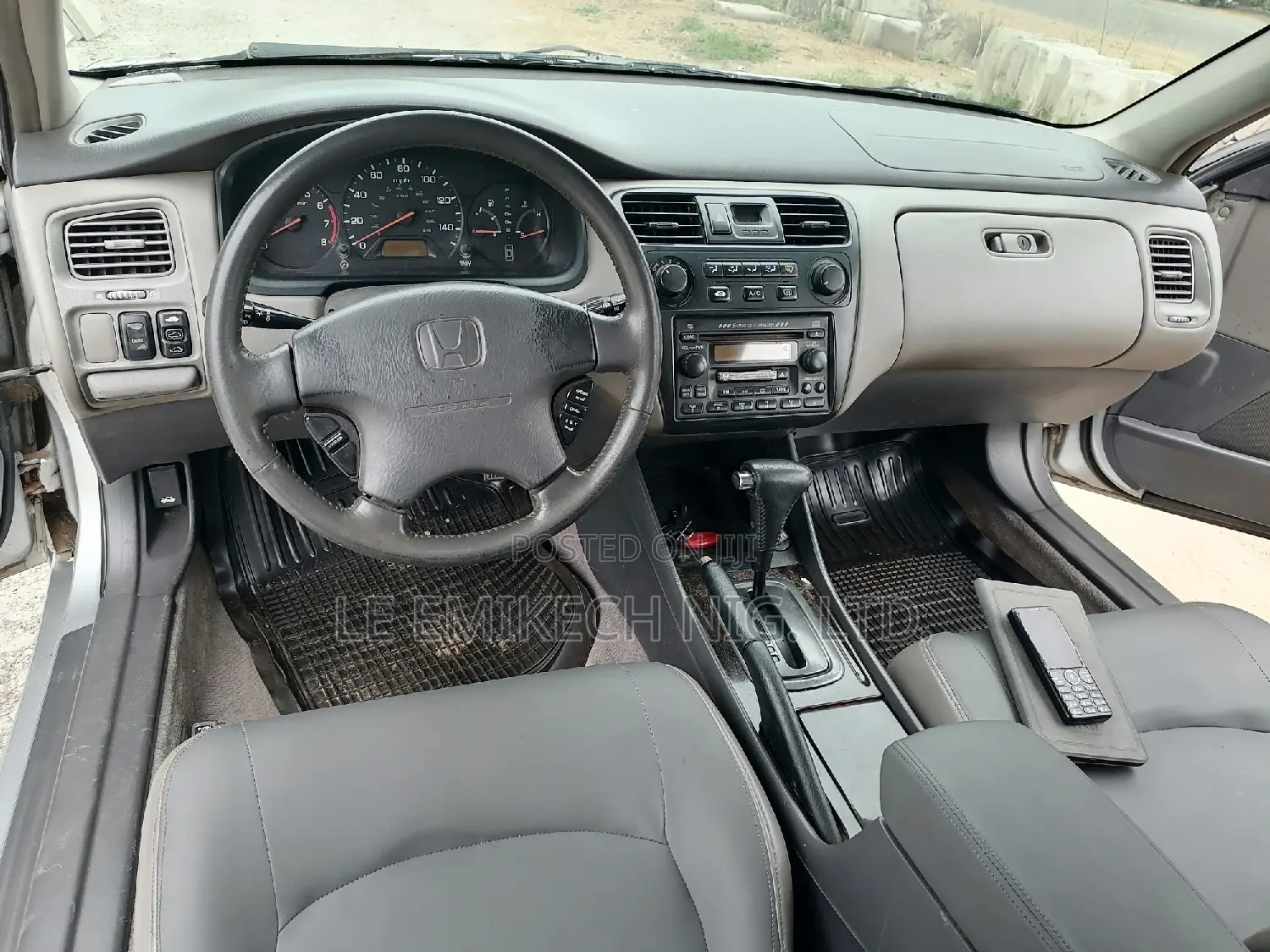Honda Accord 2002 Silver