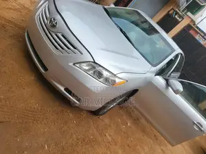 Toyota Camry 2009 Silver