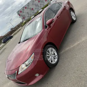 Lexus ES 2014 Red