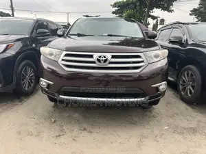 Toyota Highlander 2013 Red