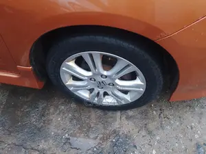 Honda Fit 2010 Orange