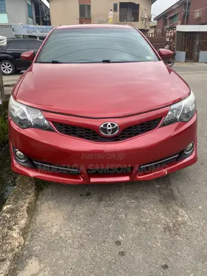 Toyota Camry L 4dr Sedan w/Prod. End 11/13 (2.5L 4cyl 6A) 2014 Red