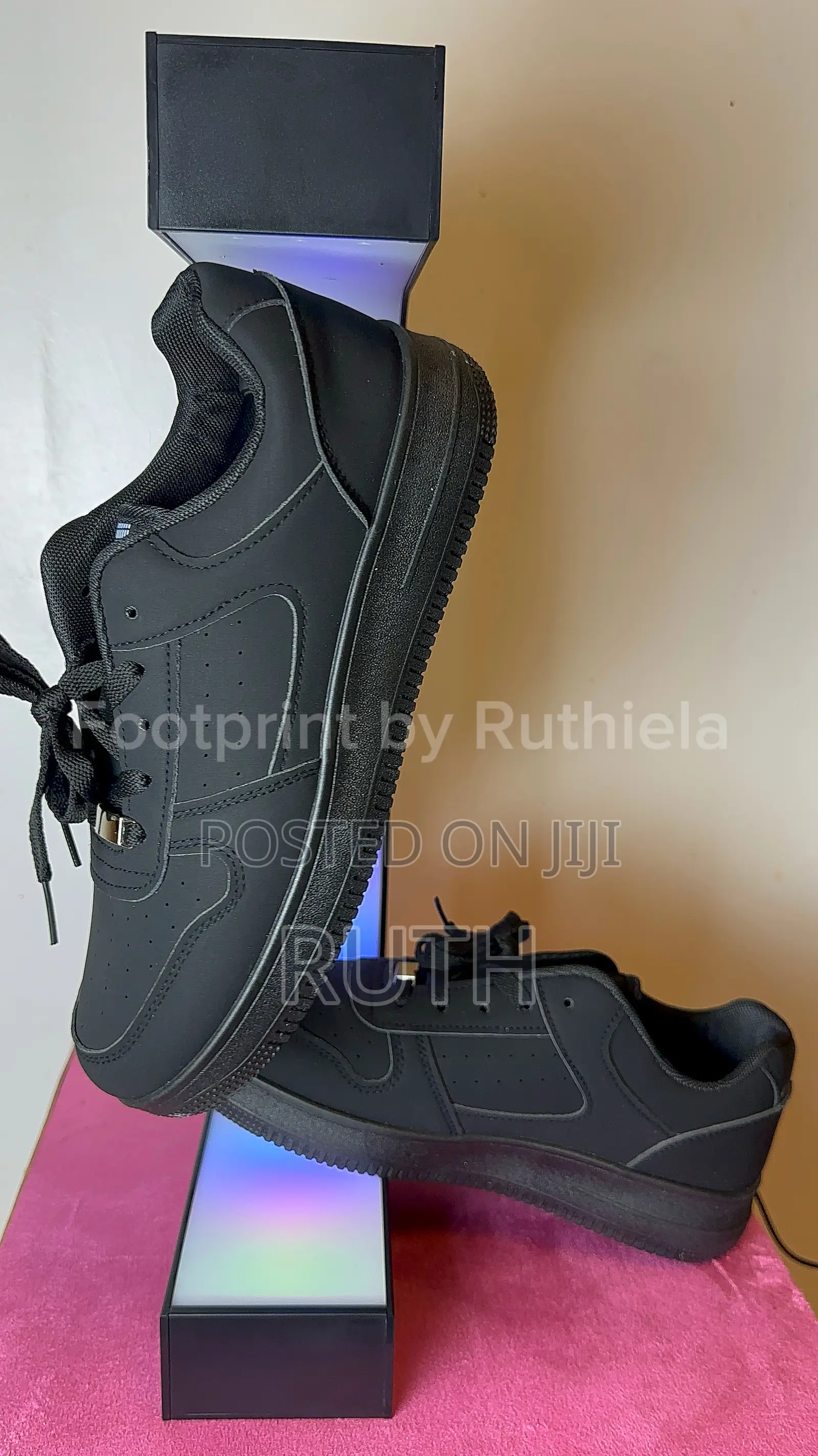 Unisex Sneakers