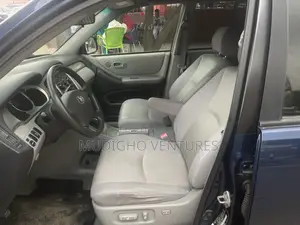 Toyota Highlander V6 2006 Blue