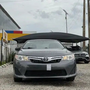 Toyota Camry 2014 Gray
