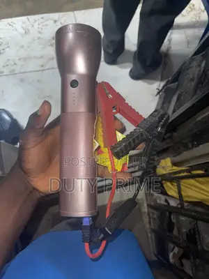 Halo Jump, Starter Bolt Flashlight Portable Power Banks.