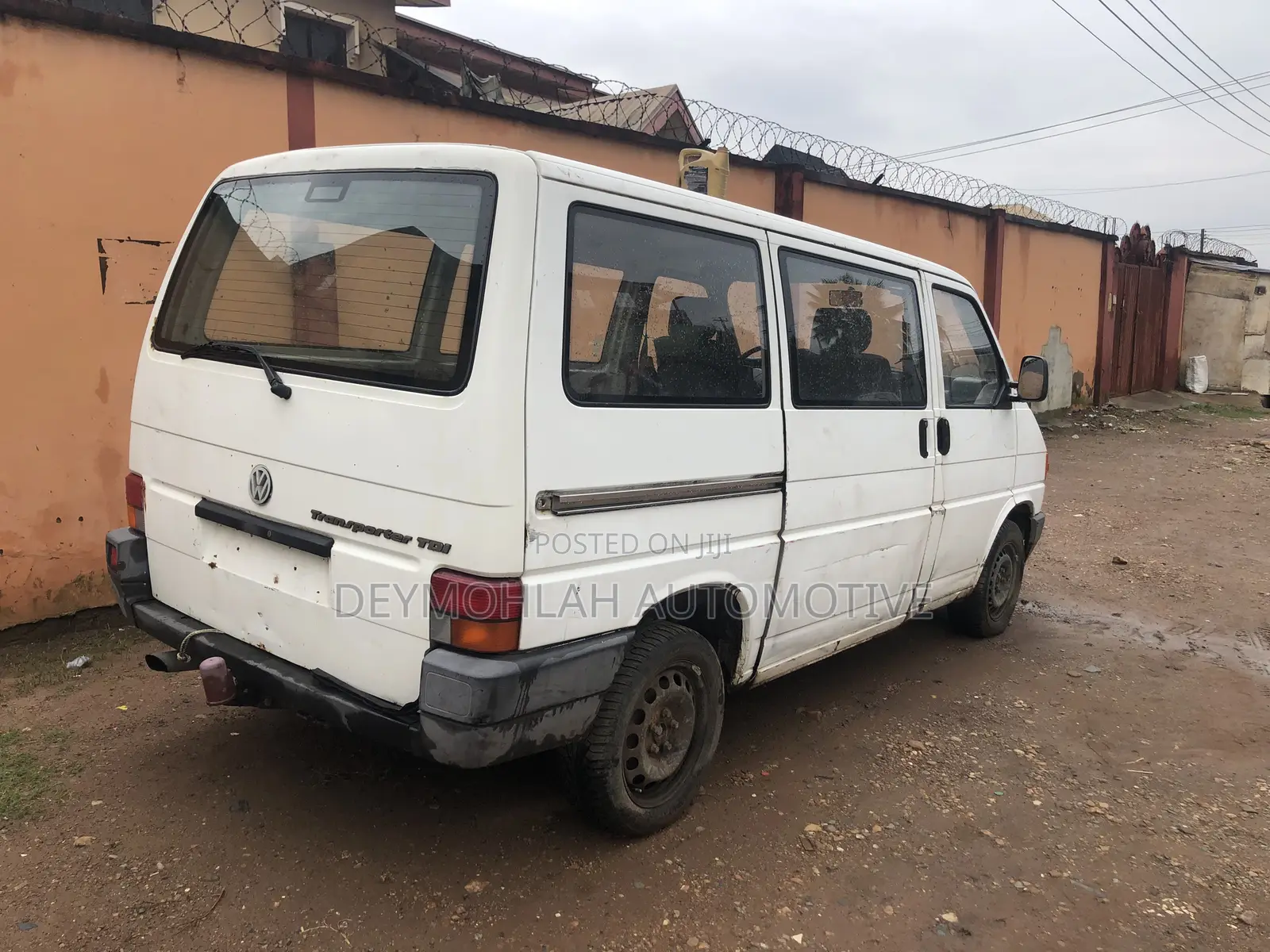 Volkswagen Transporter 2000 White