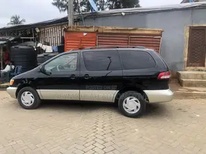 Volkswagen Transporter 2000 White