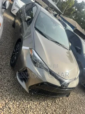 Toyota Corolla SE 4dr Sedan (1.8L 4cyl CVT) 2017 Gray