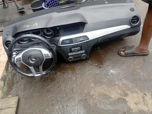 Complete Dashboard With Steering C Class W204