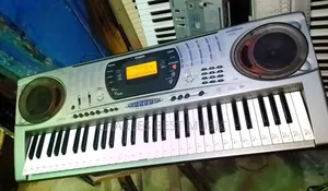 London Using Keyboard