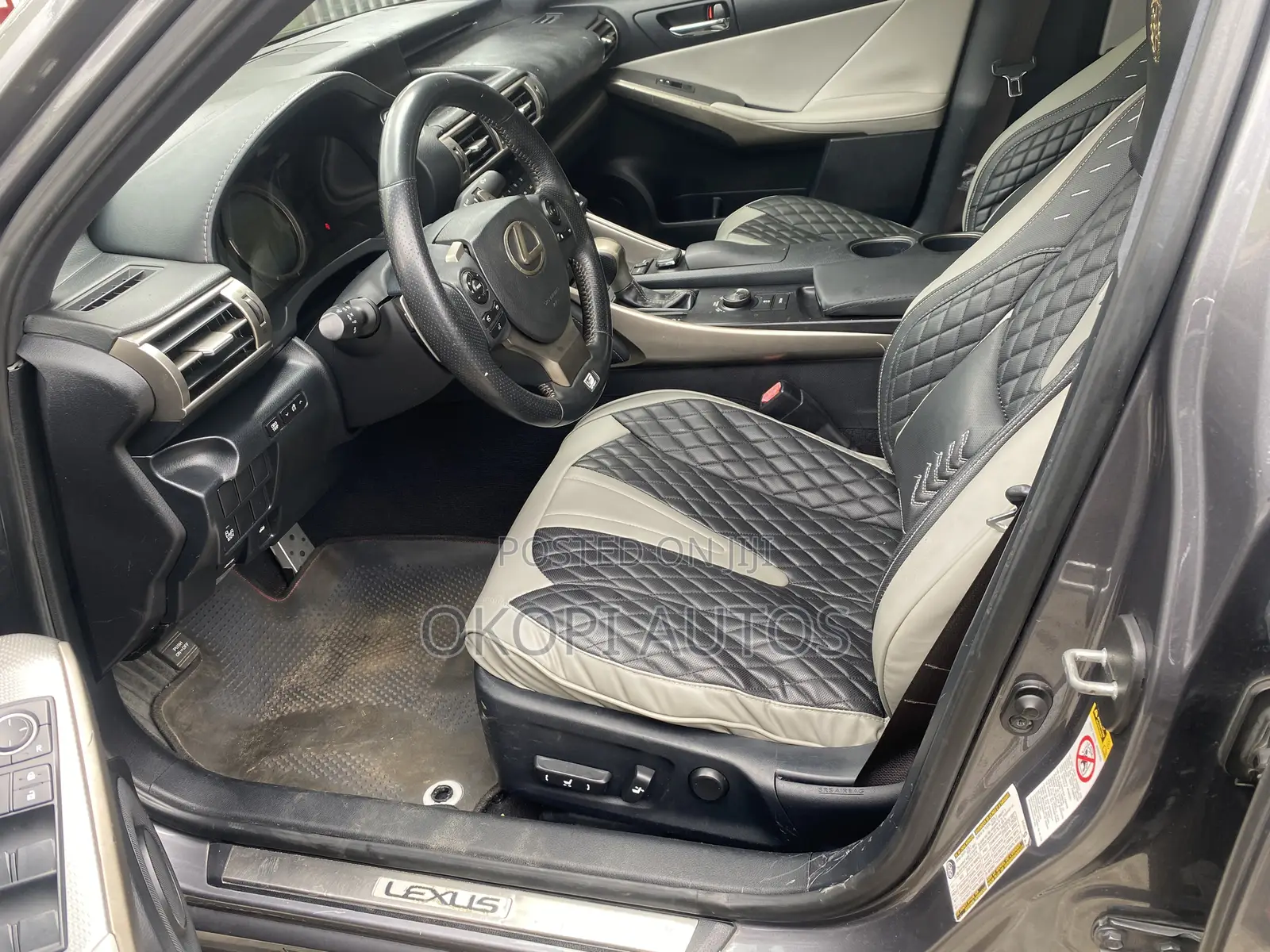 Lexus IS 2015 Gray