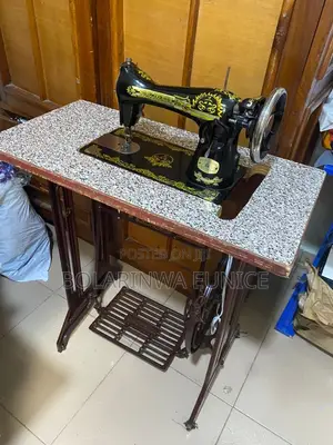 Manual Sewing Machines