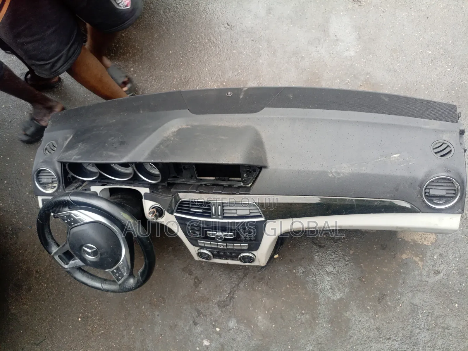 Complete Dashboard With Steering Wheel E Class 2014 (W212)