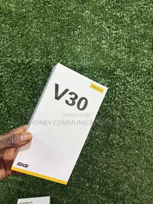 New Realme V30 128 GB Blue