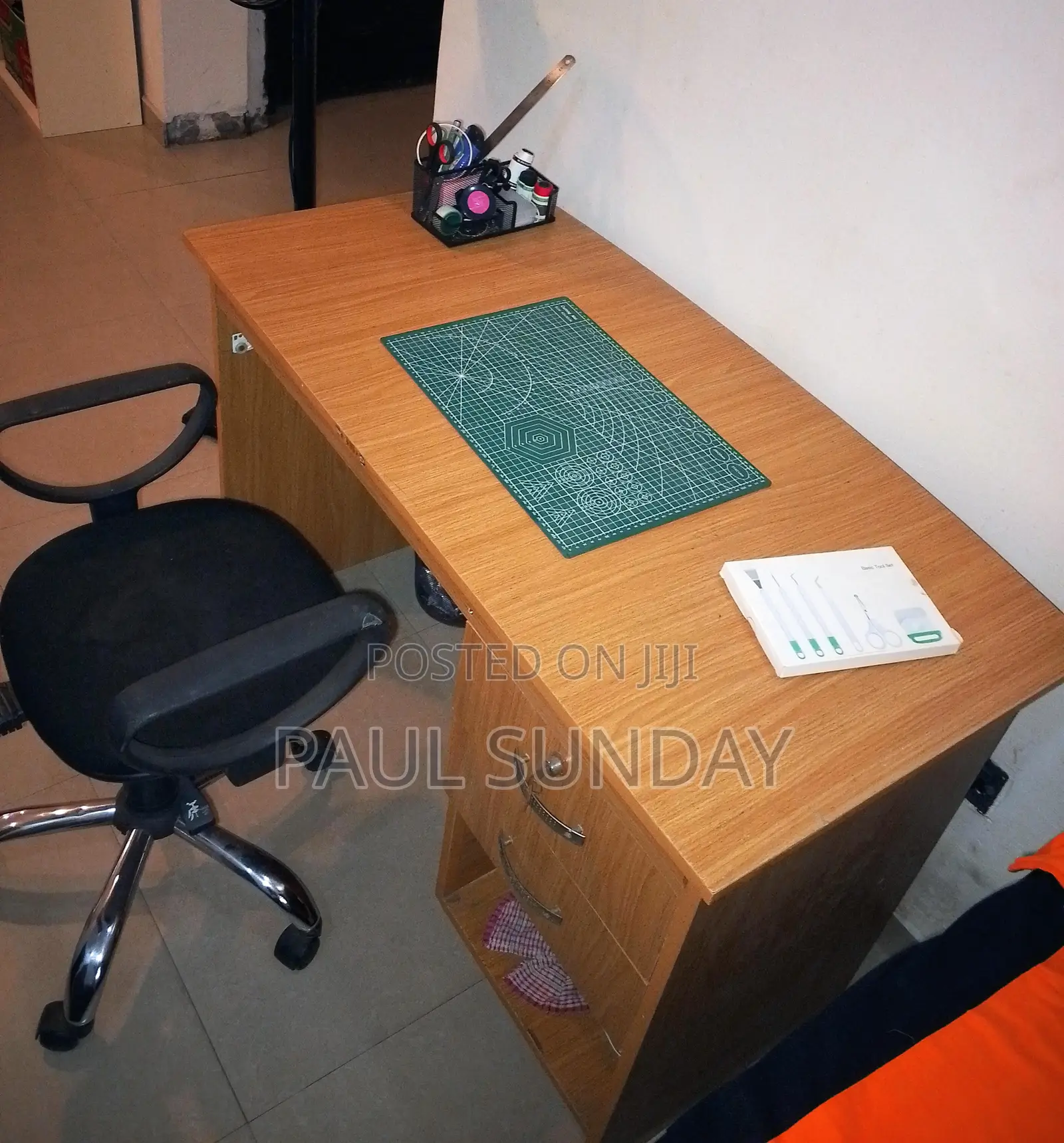 Office Table With Chair
