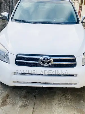 Toyota RAV4 4x4 2009 White