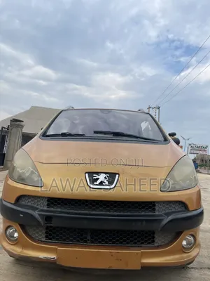 Peugeot 1007 1.6 2010 Yellow