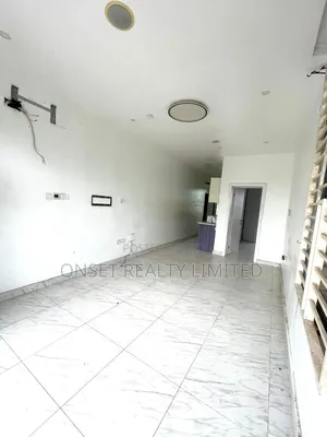 Mini Flat in VGC / Ajah for rent