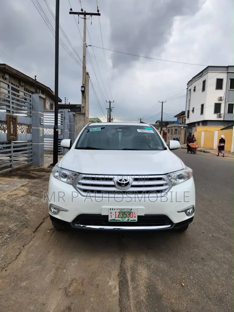 Toyota Highlander 2012 White