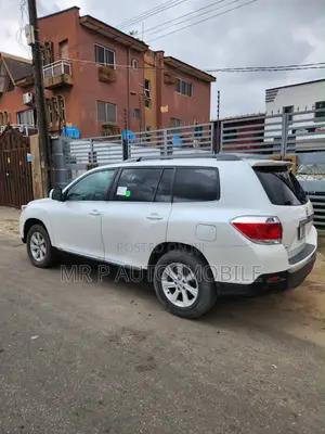 Toyota Highlander 2012 White