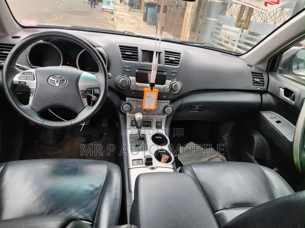 Toyota Highlander 2012 White