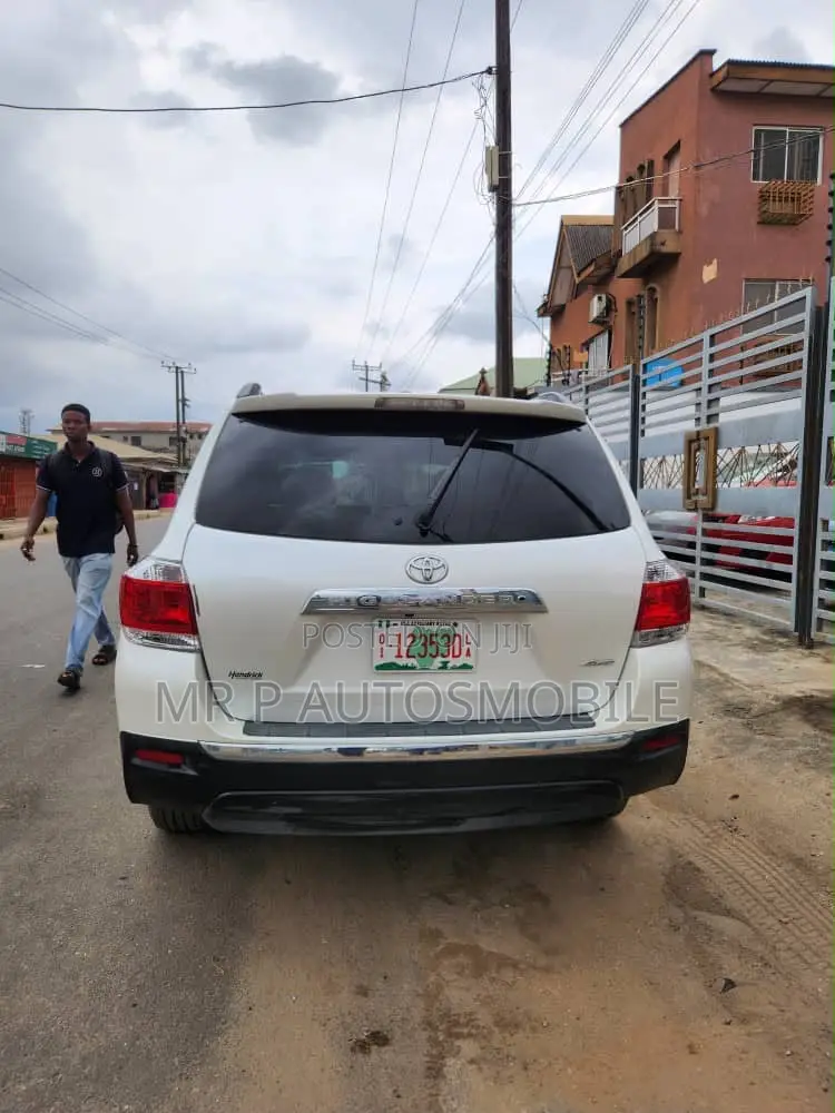 Toyota Highlander 2012 White