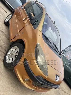 Peugeot 1007 1.6 2010 Yellow