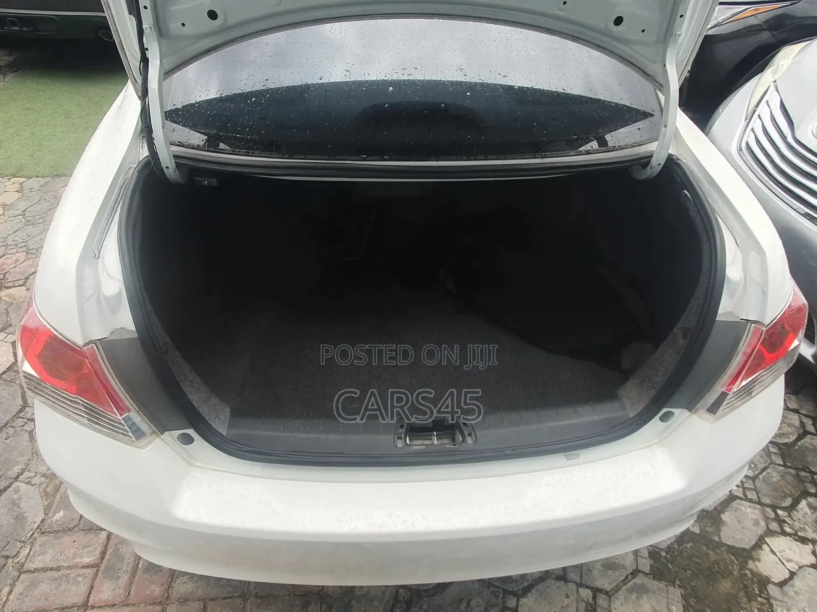 Honda Accord 2012 White
