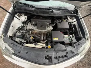 Toyota Camry SE 4dr Sedan (2.5L 4cyl 6A) 2013 White