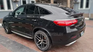 Mercedes-Benz GLE-Class 2016 Black